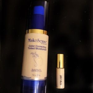 Custom mini makeup listing